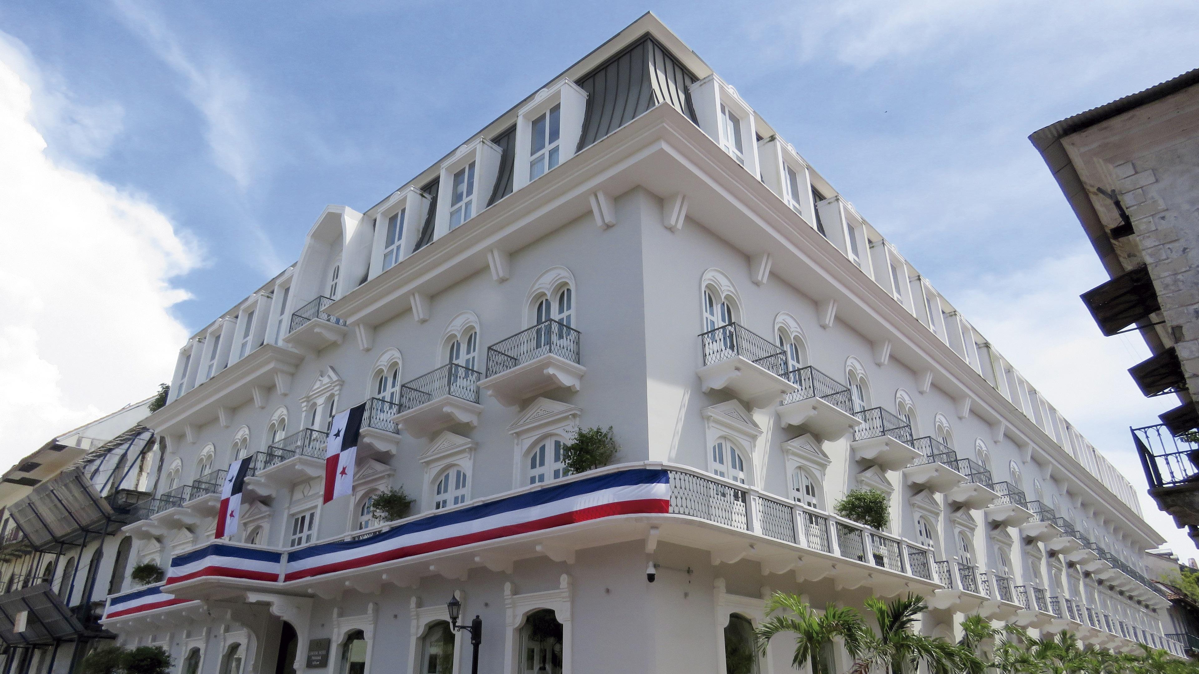 Central Hotel Panama Casco Viejo Exterior photo Hôtel de Crillon
