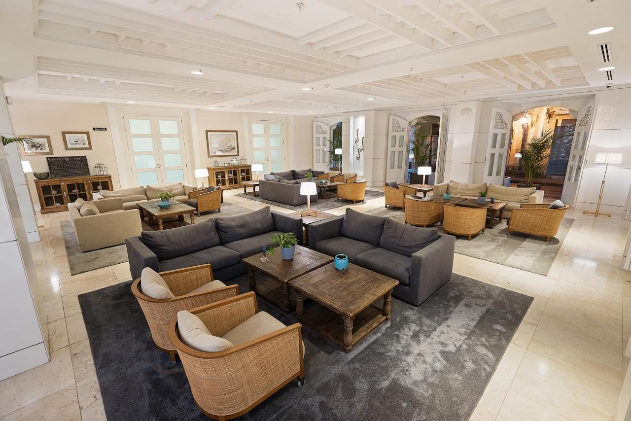 Central Hotel Panama Casco Viejo Exterior photo The lobby of the hotel