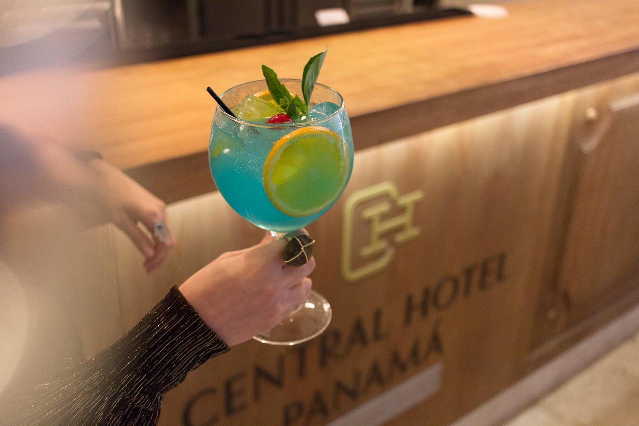 Central Hotel Panama Casco Viejo Exterior photo A blue Hawaii cocktail